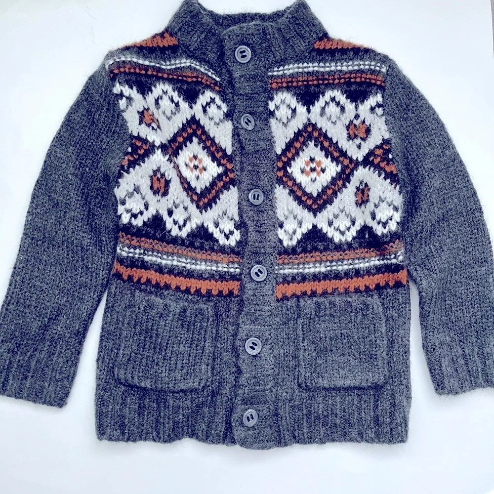 Gymboree  boys gray button down sweater with pockets size 4
